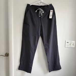 Women Cargo Scrub Pants 32 degree Cool Charcoal Medium NWT